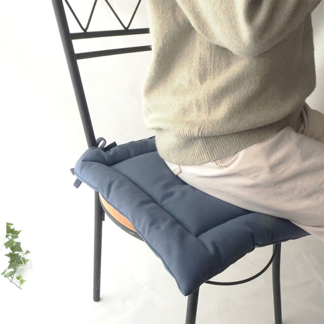 薄型シートクッション